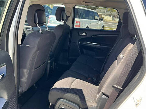 2018 Dodge Journey SE - Photo 12