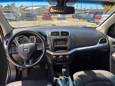 2018 Dodge Journey SE - Photo 16