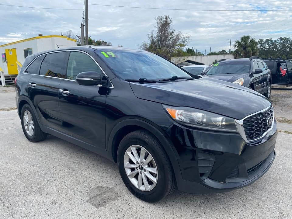 2019 Kia Sorento L - Photo 2