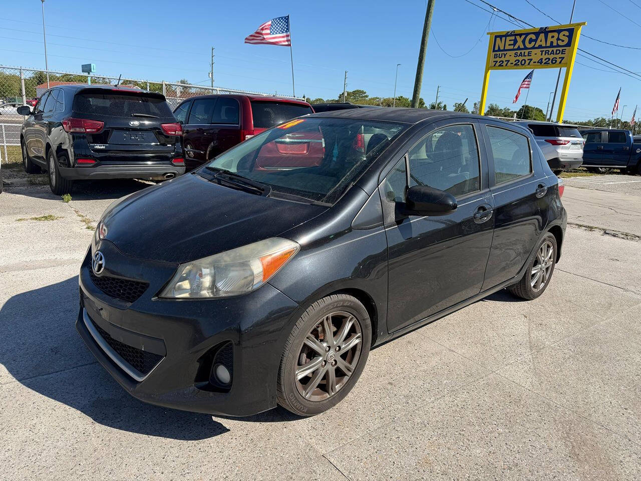 2014 Toyota Yaris LE