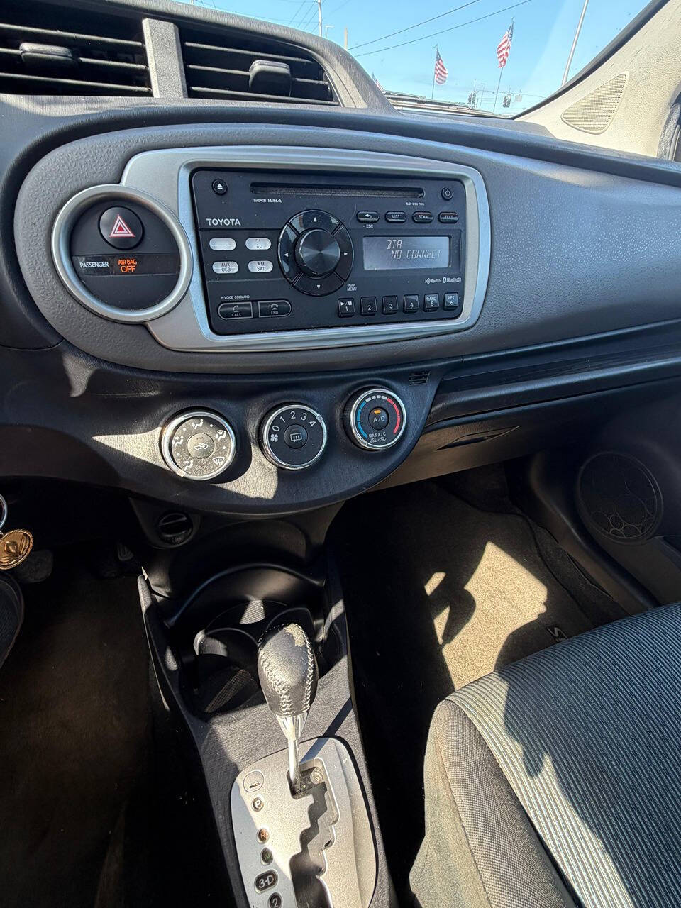 2014 Toyota Yaris 15